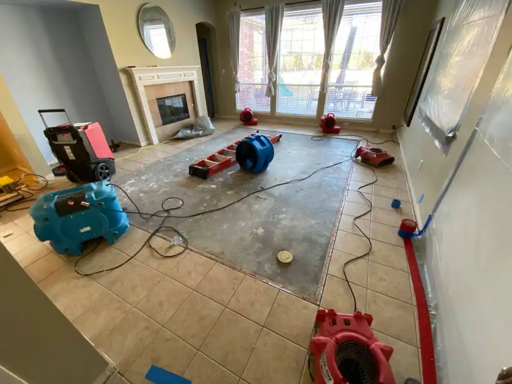 water damage restoration service Maroa
